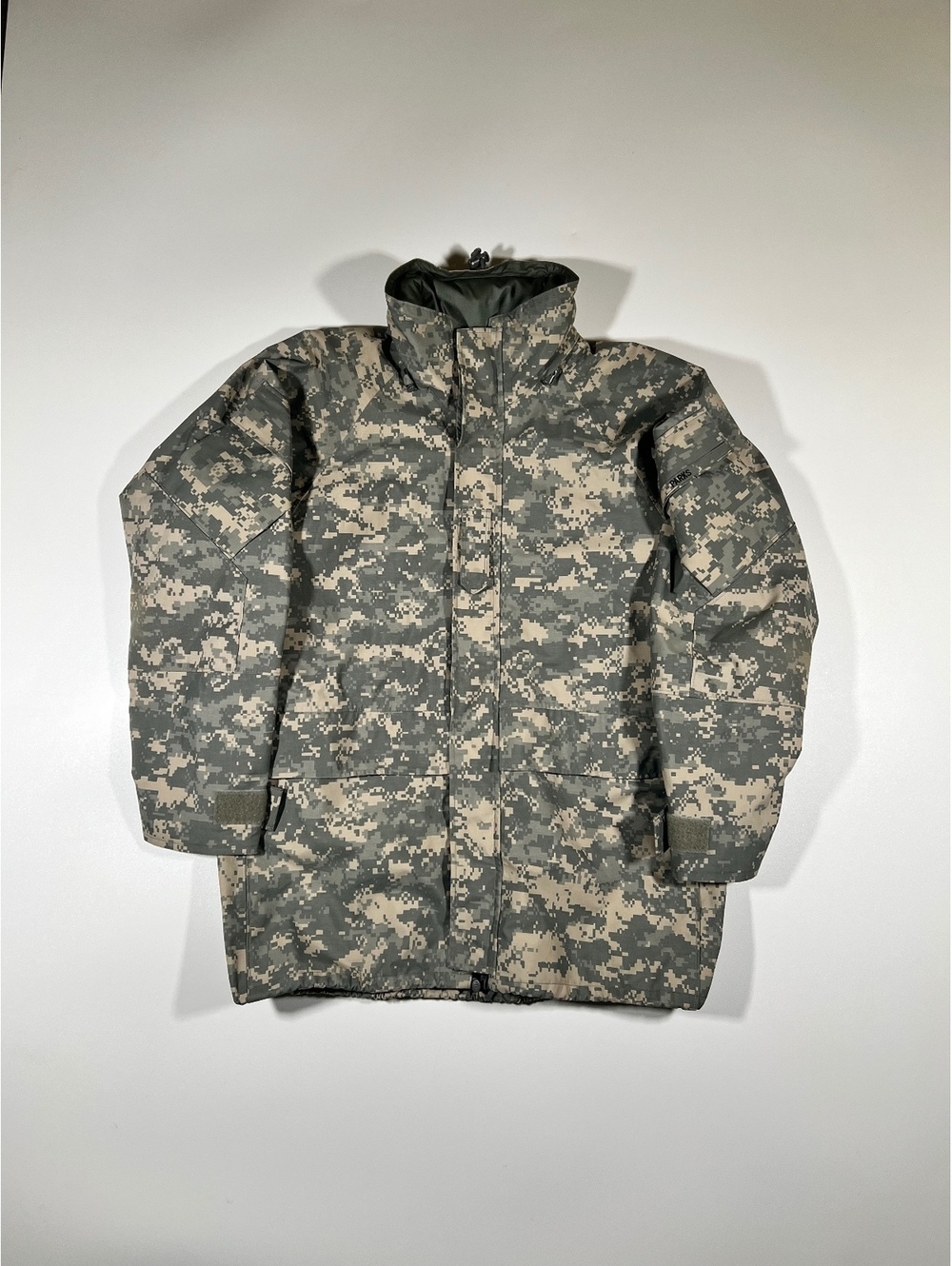 Military ACU Digital Camo Parka Mens Medium Regular GORE-TEX Style Jacket